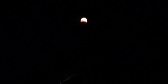 Super Blue Blood Moon Mulai Terlihat di Jambi.