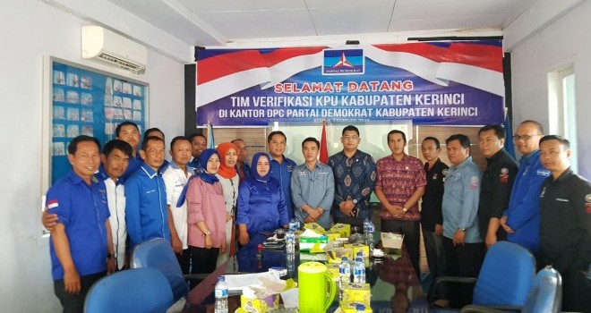 Tim verifikasi kpu kabupaten kerinci.