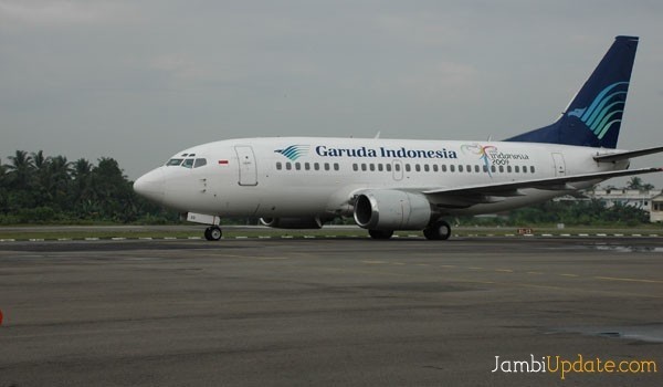 Pesawat Garuda. 
