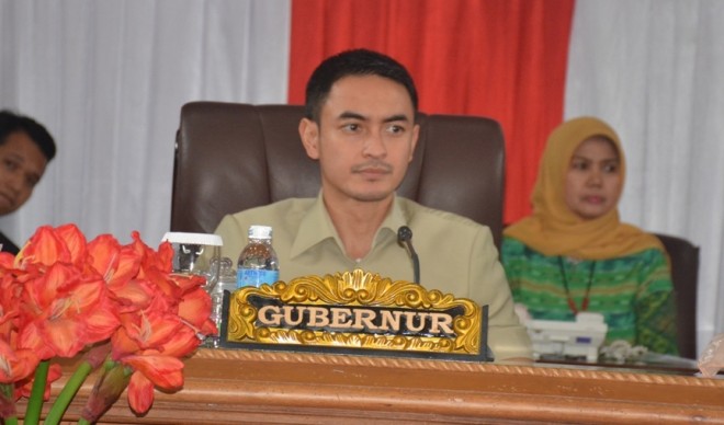 Gubernur Jambi Zumi Zola.