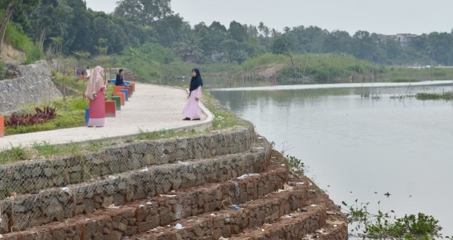 Pengembangan wisata Danau Sipin terus dilakukan oleh Pemerintah Kota Jambi. tiga tahun kedepan wajah Danau SIpin akan berubah total dan menjadi wisata andalan Kota Jambi.