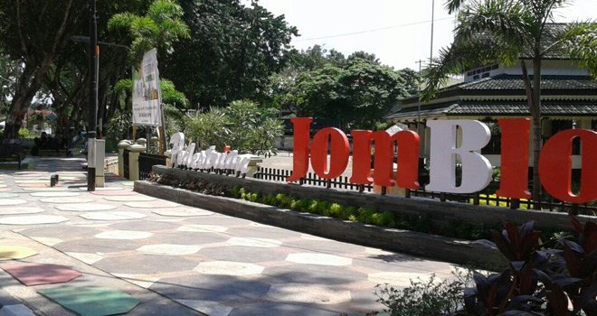 Taman Jomblo Kotabaru, Kota Jambi.
