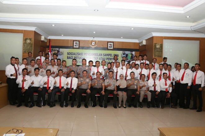 Kapolda Buka Kegiatan Sosialisasi Pengambilan DNA Bagi Penyidik Polda Jambi.