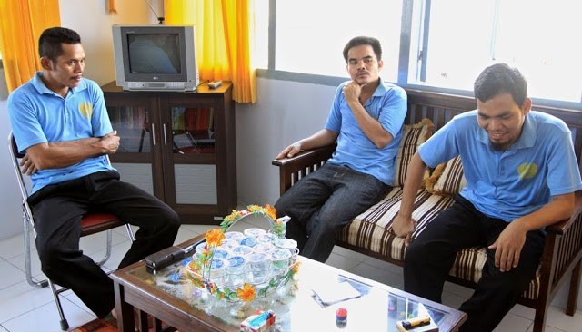 Tiga pembunuh SAD saat berada di LP Klas IIA Jambi. (Foto Dokumen Jambi Ekspres)