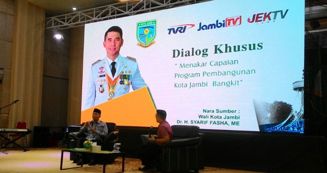 Dialog khusus dengan tema 