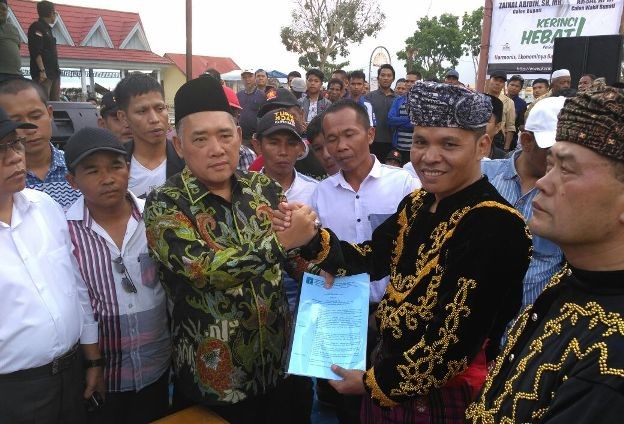 HTK menyerahkan dukungannya kepada Cabup Zainal Abidin