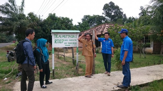 Serap Aspirasi, Tim Rumah Aspirasi H Bakri Tinjau Jalan Tani.