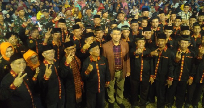 Sy Fasha bersama pengurus Pujakesuma saat pengukuhan beberapa waktu lalu