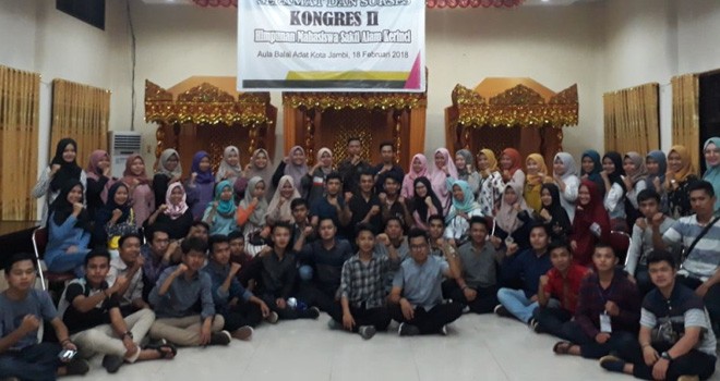 Pengurus dan anggota HIMSAK usai Kongres.