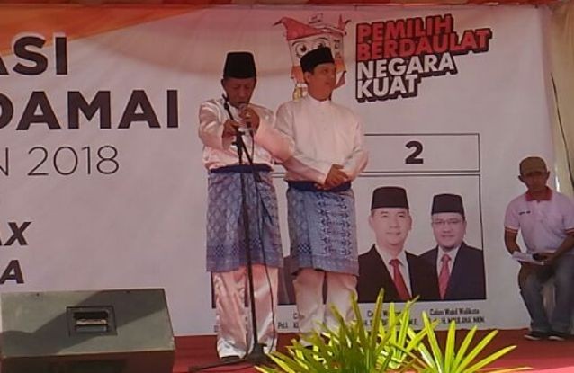 Pasangan calon Sani-Izi