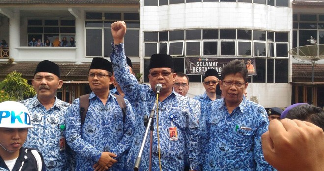 Rektor Unja Jhoni Najwa.