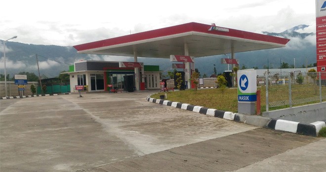 terlihat di SPBU tanah kampung yang tidak ada aktivitas pengisian