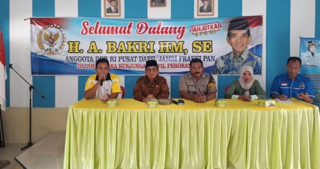 Kedatangan H Bakri ke Desa Sembubuk, Kecamatan Jaluko, Kabupaten Muarojambi.