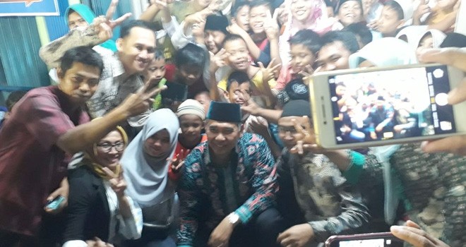 Silaturahmi Dan Dialog Fasha Maulana Di Kampung Manggis Dipadati Warga