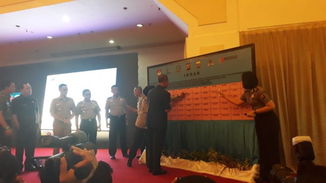 Masyarakat Jambi Berikrar untuk Pilkada 2018 Beradab.