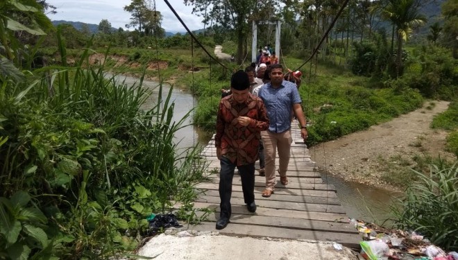 Adirozal Akan Perjuangkan Pembangunan Jembatan Penghubung Dua Kecamatan di Semurup.
