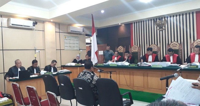 Cornelis Buston jadi saksi di persidangan hari ini (12/3)