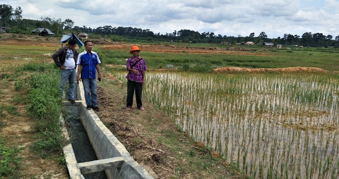 Tim rumah aspirasi H Bakri terus menyusuri kabupaten yang ada dalam Provinsi Jambi.