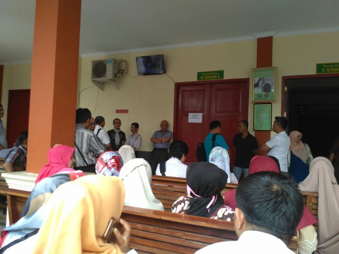Zola Bakal Saksi di Sidang OTT, Begini Suasana PN Tipikor Jambi Pagi ini.