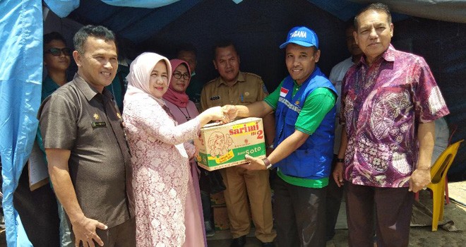 Bantuan Korban Kebakaran di Tungkal.