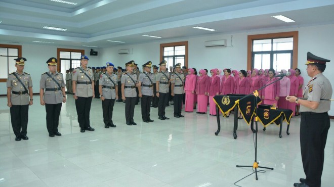 Suasana saat Sertijab di Mapolda Jambi