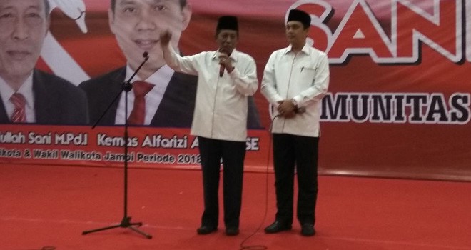 Calon Walikota dan Wakil Walikota Jambi pasangan Sani-Izi.