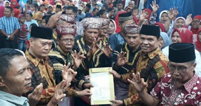 Zainal - Arsal Disambut Antusias Masyarakat 4 Desa Depati Tujuh.