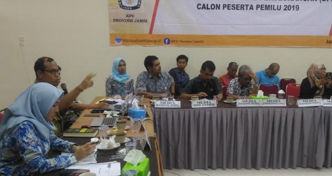 Sosialisasi persyaratan administasi dan dukungan minimal perseorangan DPD RI.
