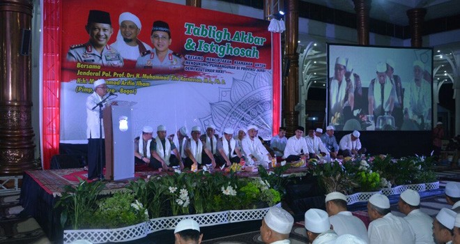 Tablig Akbar di Masjid Agung Alfalah.