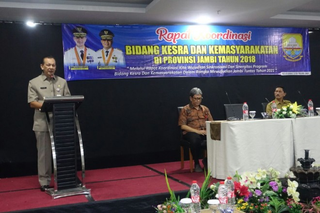  Sekretaris Daerah Provinsi Jambi, M.Dianto.