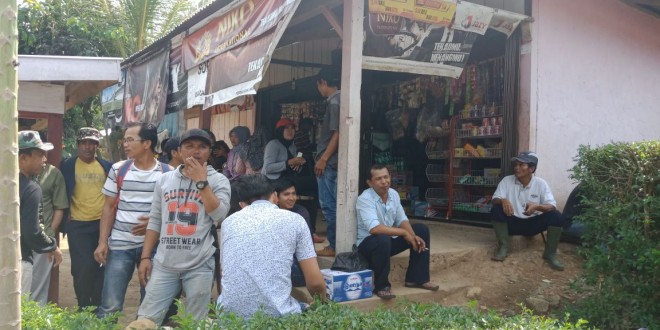 Membaur dengan masyarakat