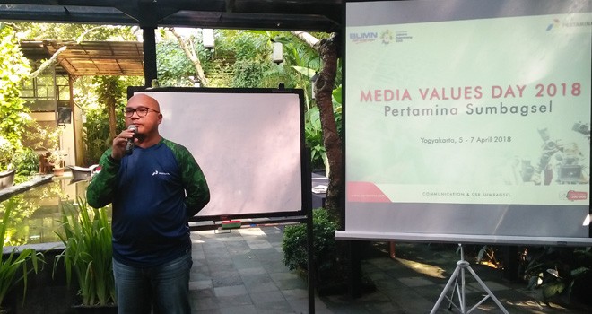 Hermansyah Y Nasroen Region Manager Communication and CSR Pertamina Sumbagsel.