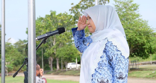 Bupati Masnah saat Pimpin Upacara peringatan Hari Kartini.