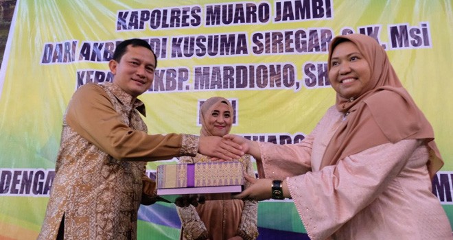 Bupati Masnah Hadiri Pisah Sambut Kapolres Muaro Jambi.