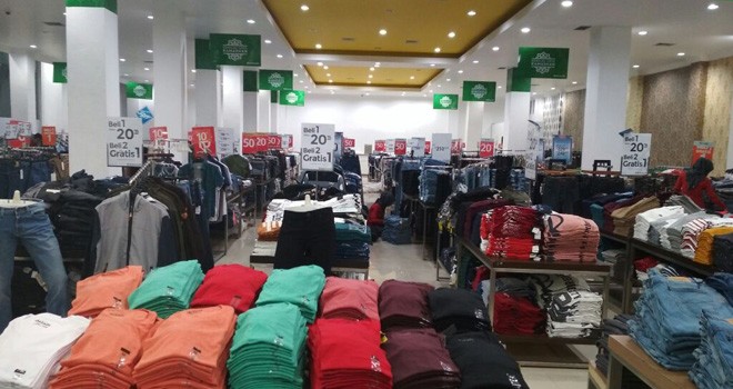 Pasca kebakaran, Matahari Departemen Store yang berada di Hotel Novita sekarang beroperasi di Fresh Selincah.