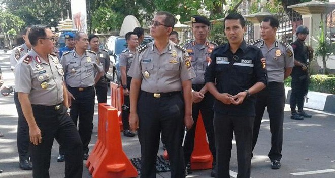 Kapolda Pantau Langsung Pengamanan di Mapolda Jambi.