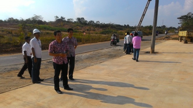 GM CitraRaya City memantau lokasi jalan CitraRaya City-Ness yang sudah rampung 100 persen. 