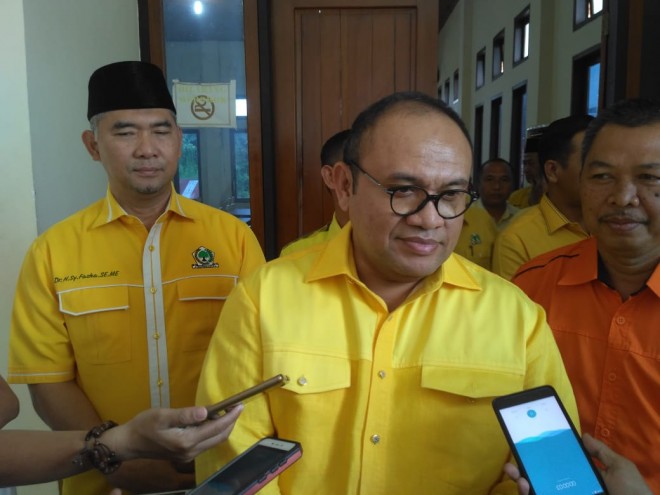 Plt Ketua DPD I Golkar Jambi, Taufiq Hidayat.