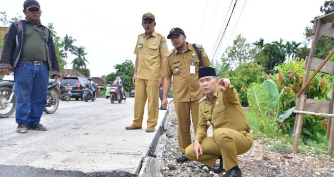 Walikota Jambi Sy Fasha sidak pembnangunan fisik Dinas PUPR Kota Jambi.