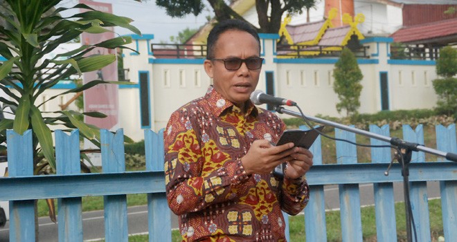 Kaper BKKBN Jambi Mukhtar Bhakti SH MA berikan sambutan