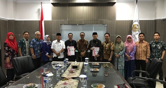 Foto bersama di kantor BPK RI wilayah jambi usai menerima opini WTP.