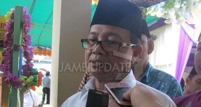 Plt Gubernur Jambi, Fachrori Umar.
