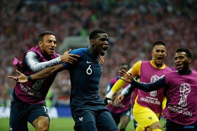 Paul Pogba penuhi janjinya untuk mencetak gol di Piala Dunia 2018. (Odd Andersen/AFP)
