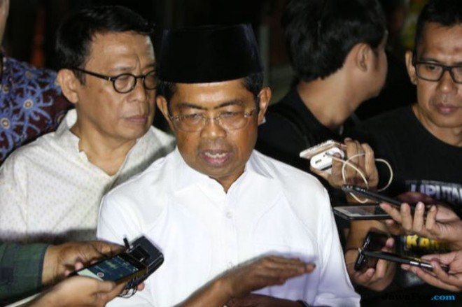 Menteri Sosial (Mensos) Idrus Marham sudah 10 Jam lebih diperiksa oleh penyidik KPK. (JawaPos.com)