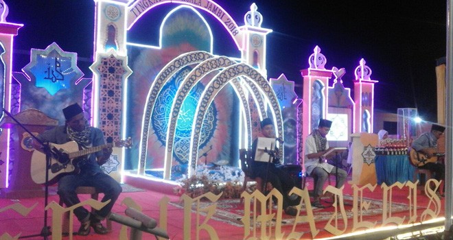 Penutupan Musabaqah Tilawatil Quran MTQ ke 8 Tingkat Kecamatan Kuala Jambi di Desat Teluk Majelis.