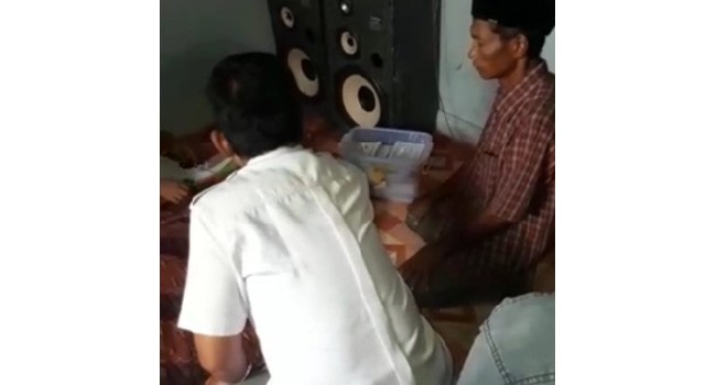 Korban saat disemayamkan di rumah duka di Lorong Basema, RT 13, Kelurahan Solok Sipin, Kecamatan Danau Sipin, Kota Jambi.