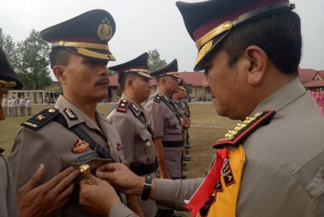 Kapolresta Jambi Lantik Enam Pejabat.