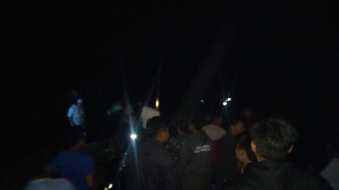 Terlihat masyarakat saat turun kelokasi