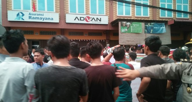 Aksi massa 