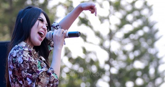 Via Vallen. Foto : Bayu Eko / JPNN